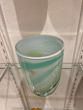 Lade das Bild in den Galerie-Viewer, Vase 23cm Höhe
