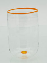 Lade das Bild in den Galerie-Viewer, Mundgeblasene klare Wassergläser mit Rand und Punkt im Boden
