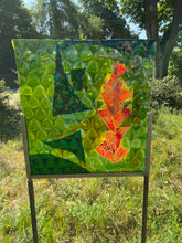 Lade das Bild in den Galerie-Viewer, Gartenstehlen Quadratisch
